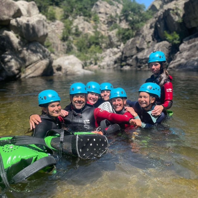 Canyoning en Ardèche avec Grimpéo : Vivez l'aventure au Cœur de la Nature