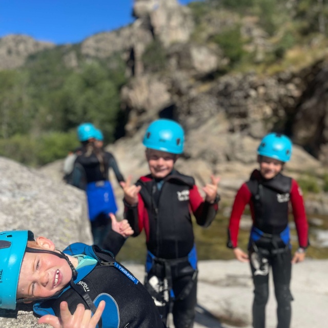 CANYONING POUR LES ENFANTS : EST-CE ADAPTE ? A PARTIR DE QUEL AGE ?