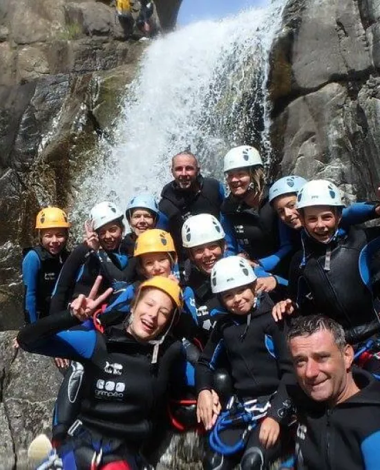 Explorez les gorges de l'Ardèche avec nos sorties canyoning