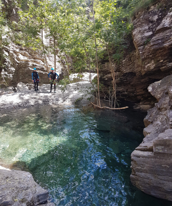 Canyoning  Pied de Borne