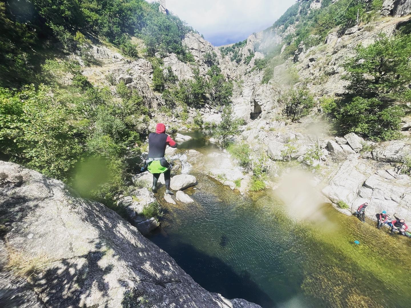 Le saut en canyoning